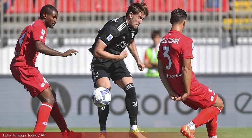 Dusan Vlahovic Tanjug AP Claudio Graši.jpg